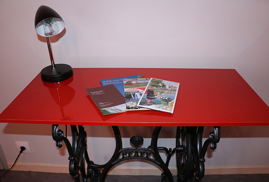 chambre d'hotes Jura coquelicot bureau